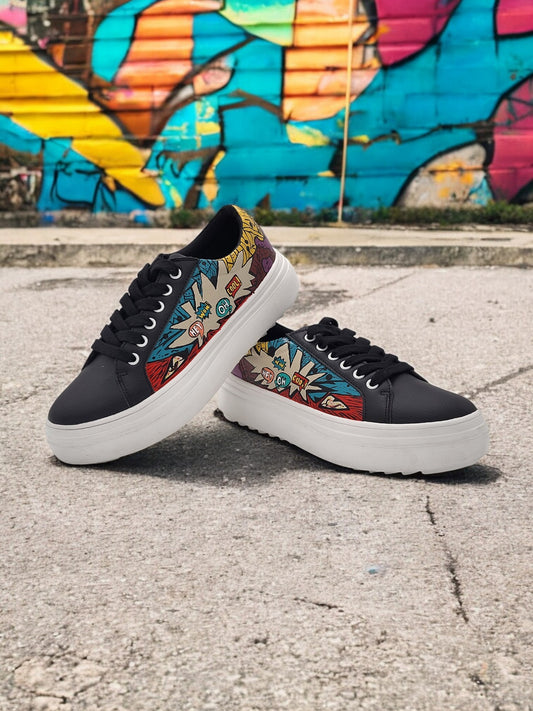 COMIC KICKS